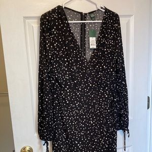 NWT Wild Fable Faux Wrap Dress, Black With Stars, Medium